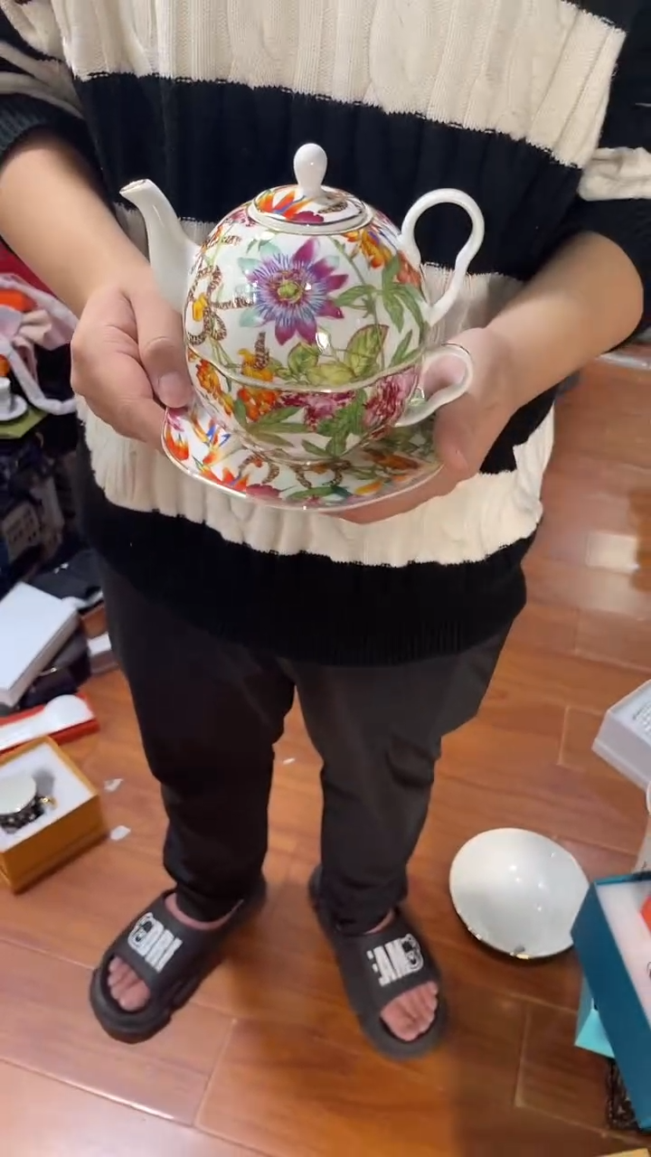 杯鸿辉家品牌瓷器，京东包邮！