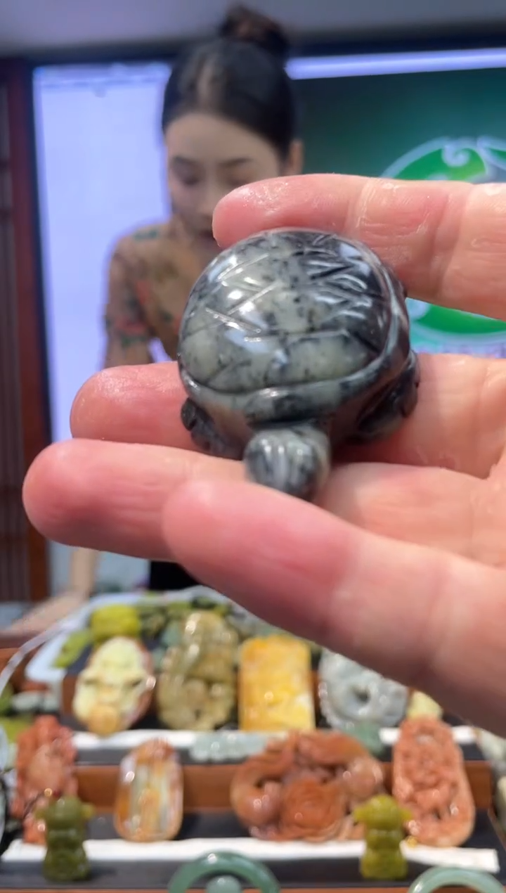 【闪购商品】岫玉吊坠未镶嵌·