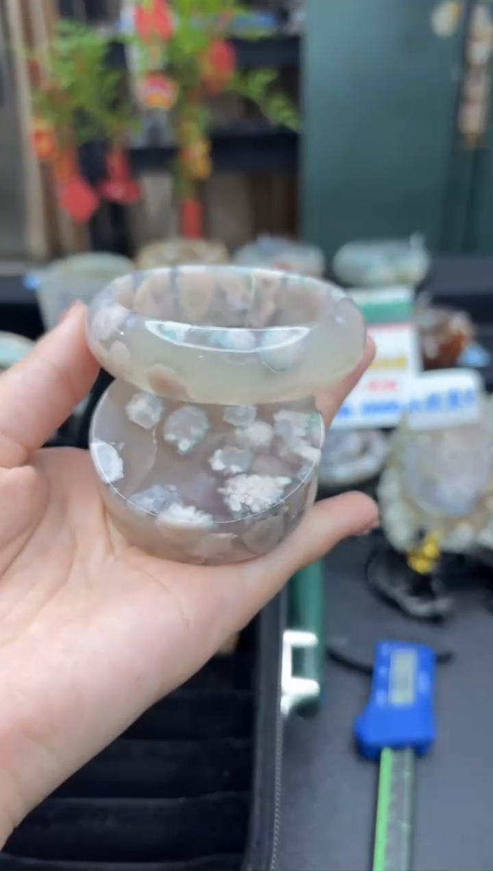 【闪购商品】石英质玉手镯未镶嵌2080（56圈赠送镯心）