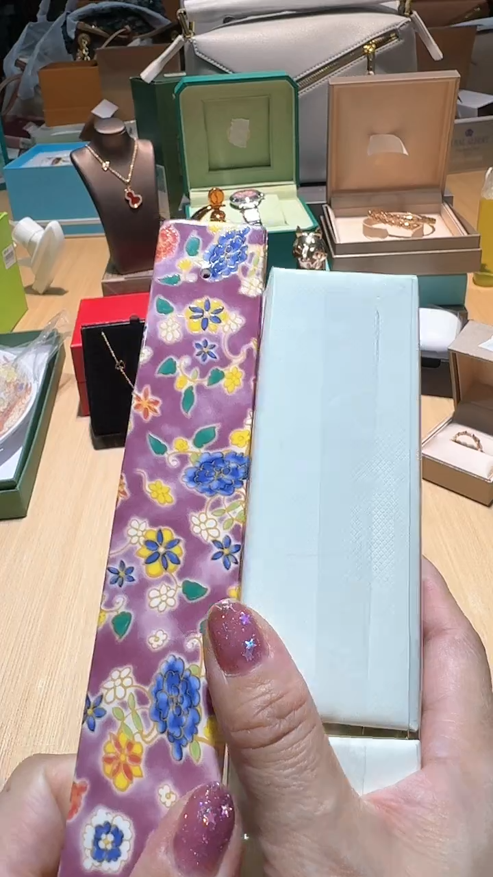 【闪购商品】瓷片锅碗瓢盆一件不剩