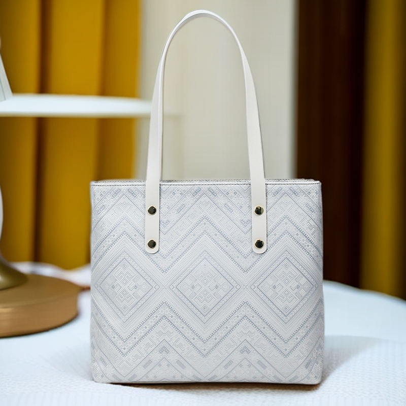 【顺丰包邮】2025款壮锦新版素白几何纹横版大托特包通勤手提包轻奢