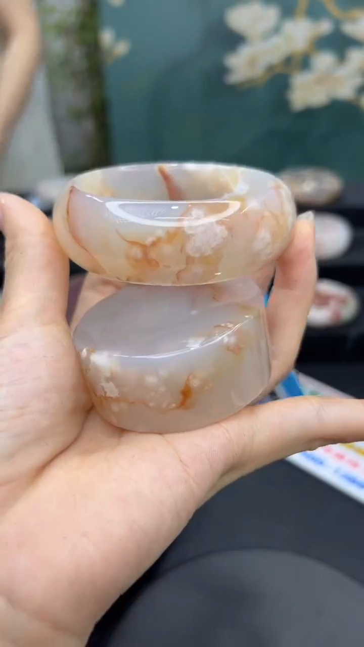 【闪购商品】石英质玉手镯未镶嵌A220(59圈赠送镯心)