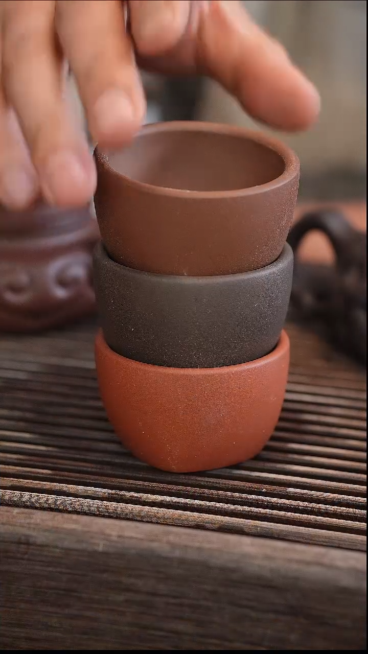 茶壶紫砂【发三个杯子】北红赤铁 黑金砂 变色龙 80cc【天圆地方杯】