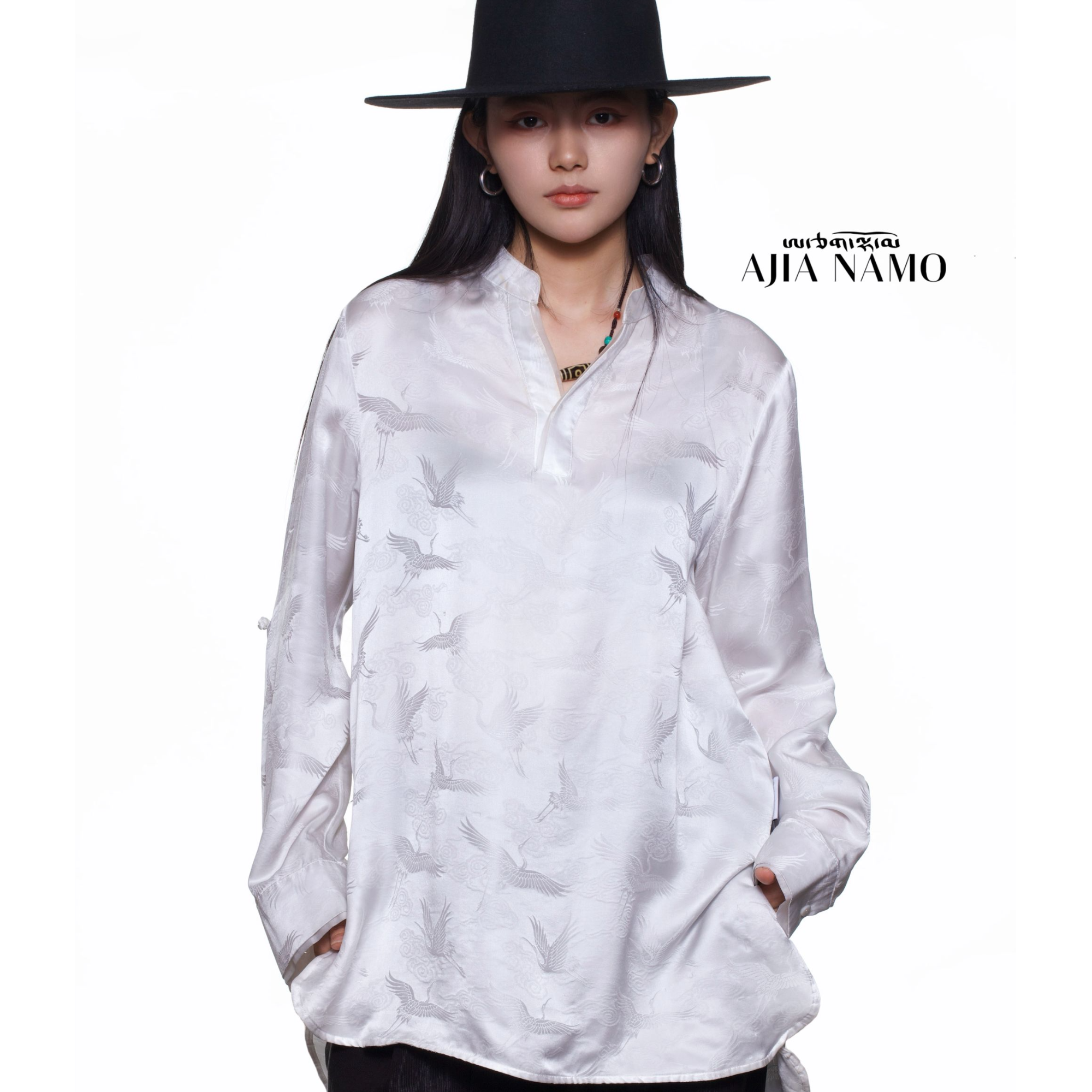 AJ-NAMO原创设计款仙鹤V领上衣B263