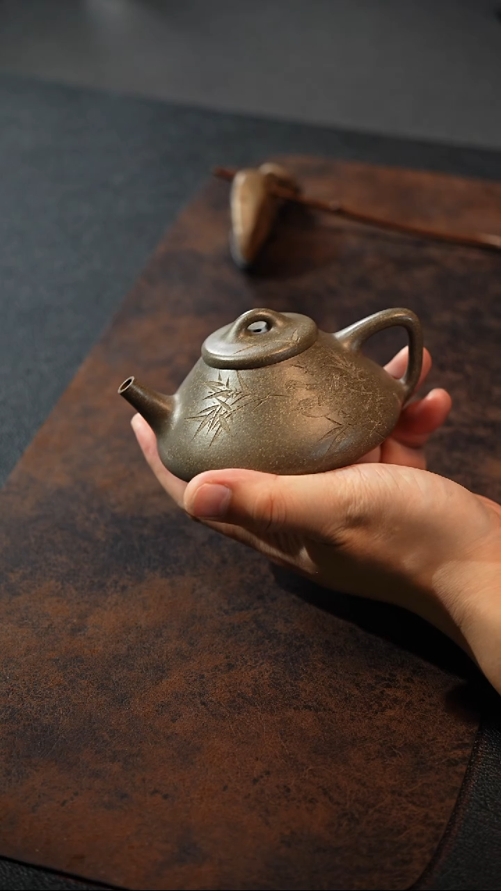 【闪购商品】紫砂茶壶子冶石瓢 青段