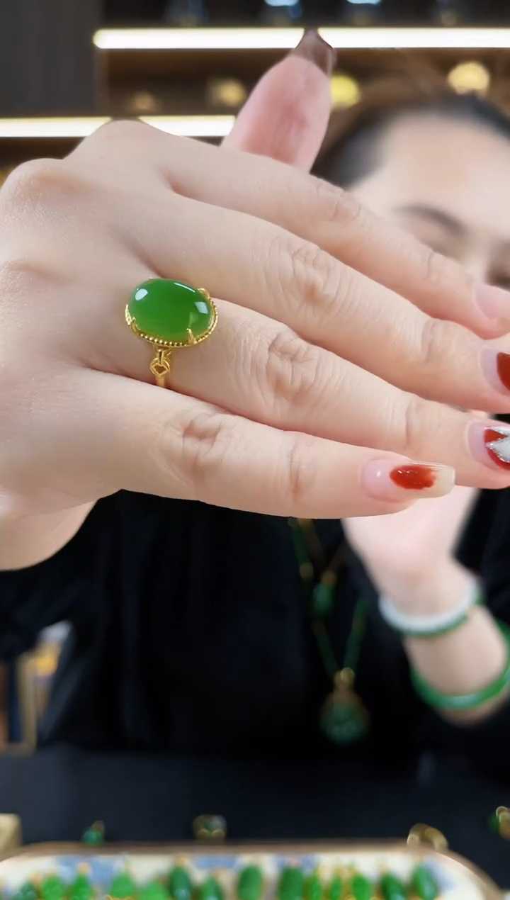 【闪购商品】和田玉·银S925镶嵌蛋面戒指一个