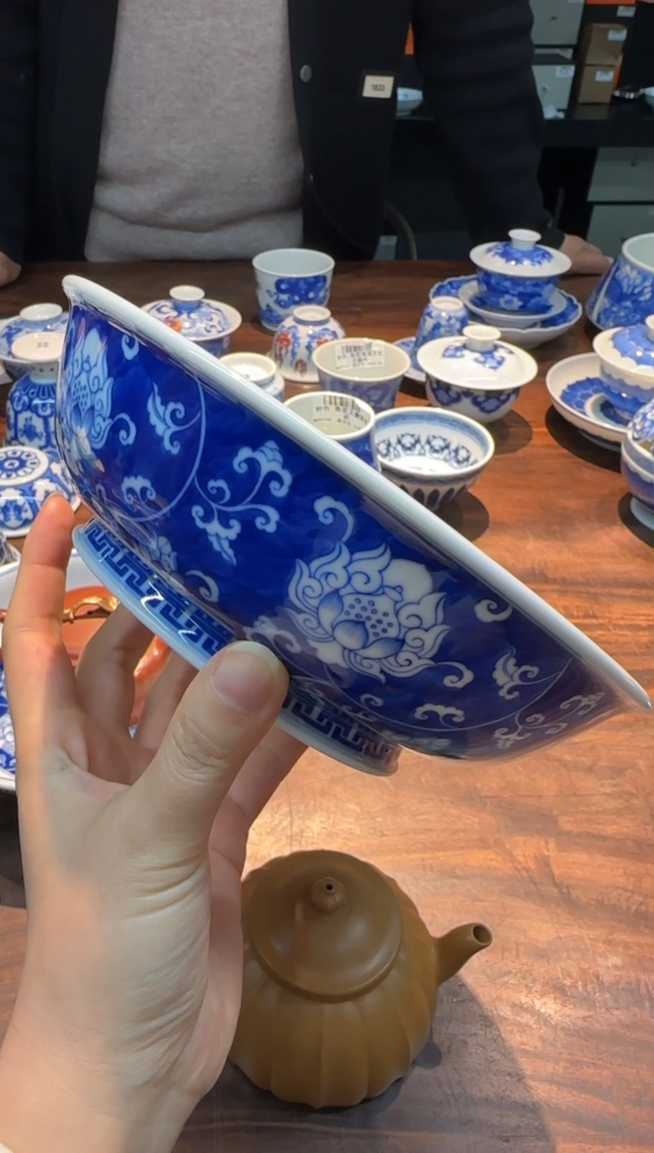 【闪购商品】妙色 青花蓝地宝相壶承（大号）