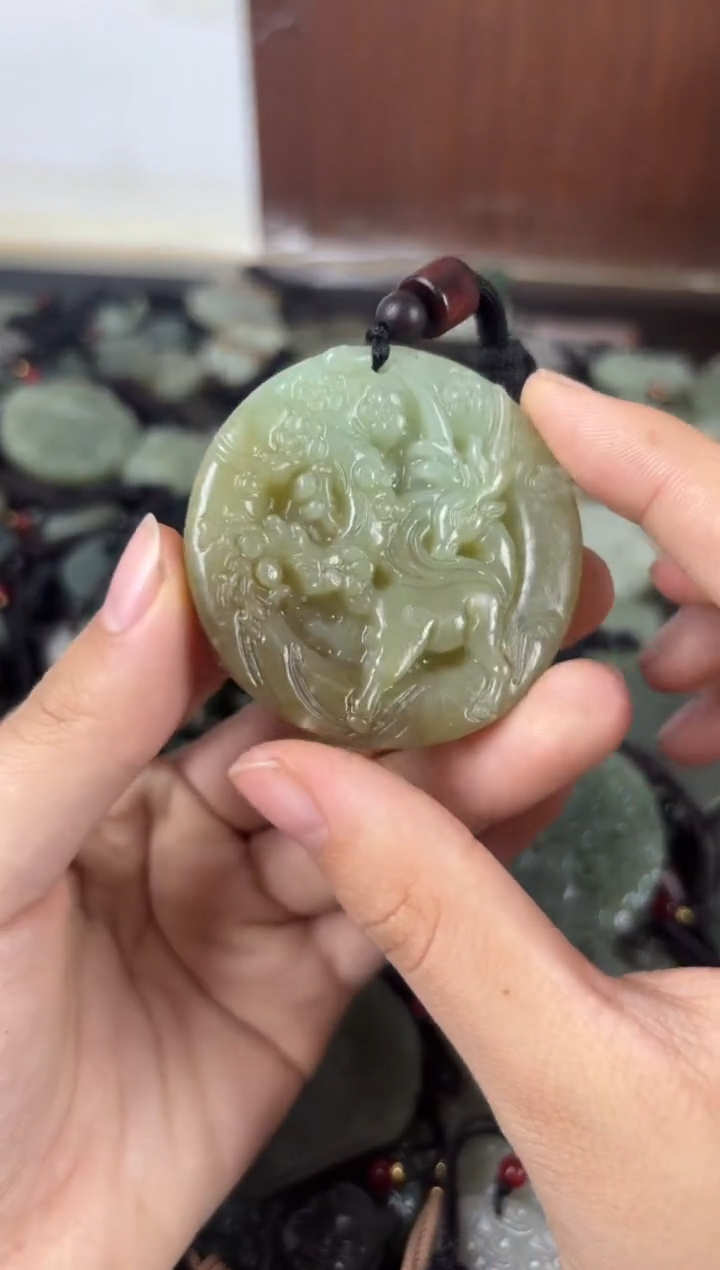 【闪购商品】和田玉颈饰未镶嵌1