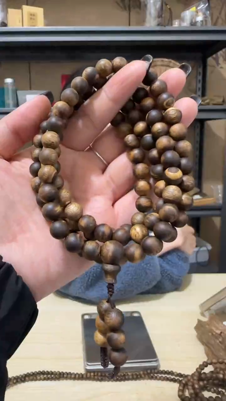 【闪购商品】沉香手串23号海南老白棋圆珠多圈卡8 27克+