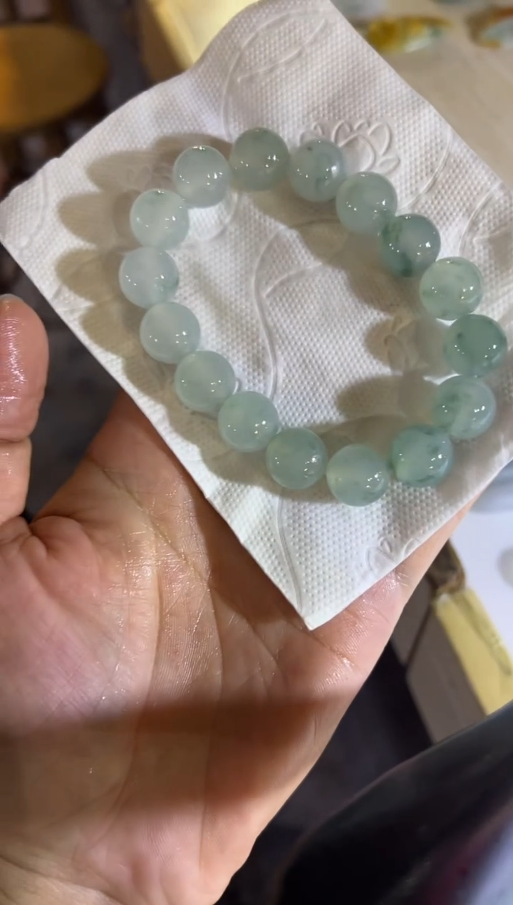 未镶嵌定制翡翠手串