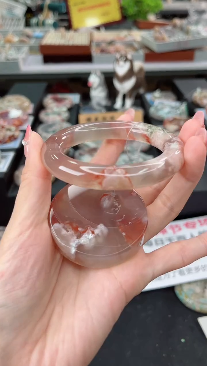 【闪购商品】石英质玉手镯未镶嵌55圈口（赠品镯心）S91537