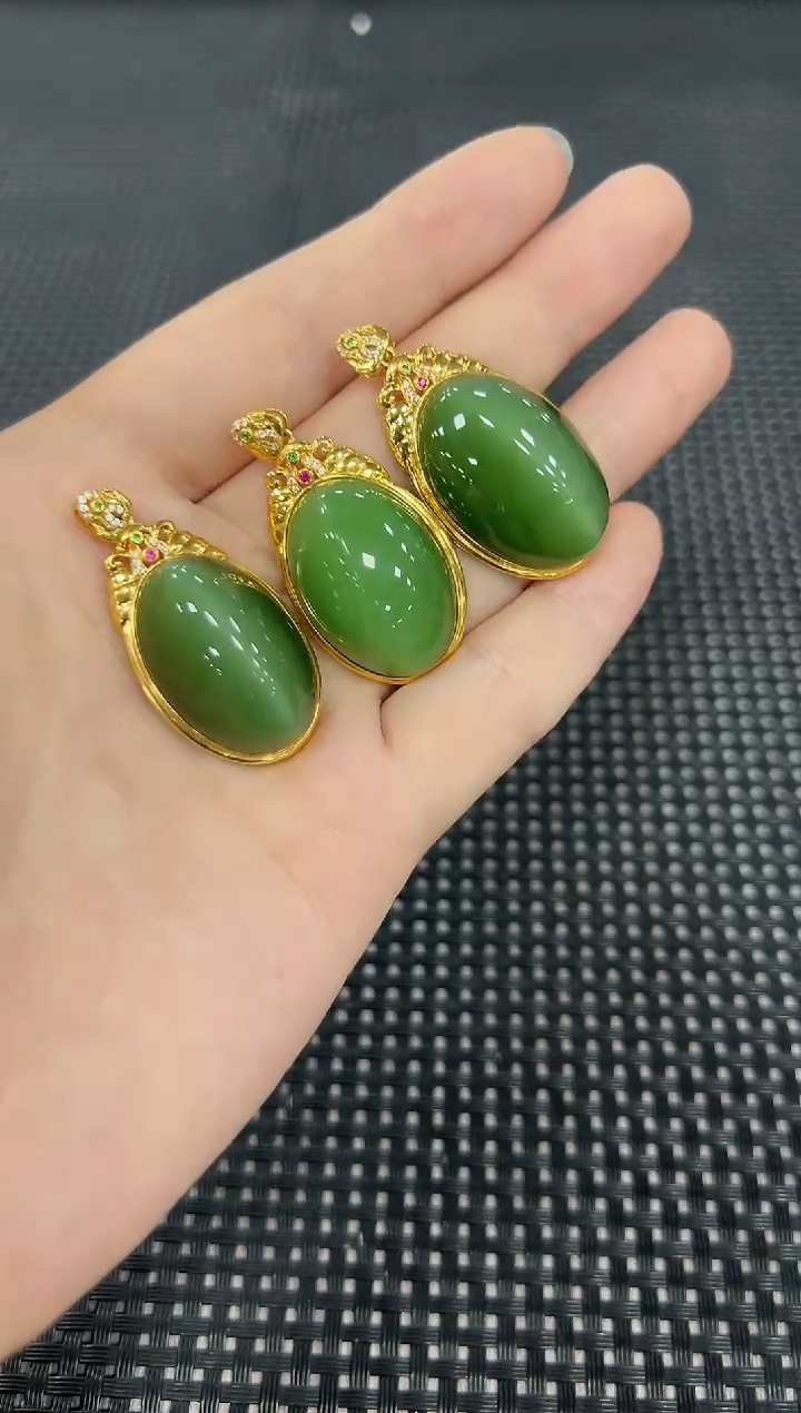 和田玉18K金镶嵌颈饰（多样性发一件）0555