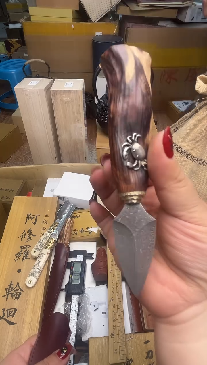 瓷片静*静 cp+7777777777