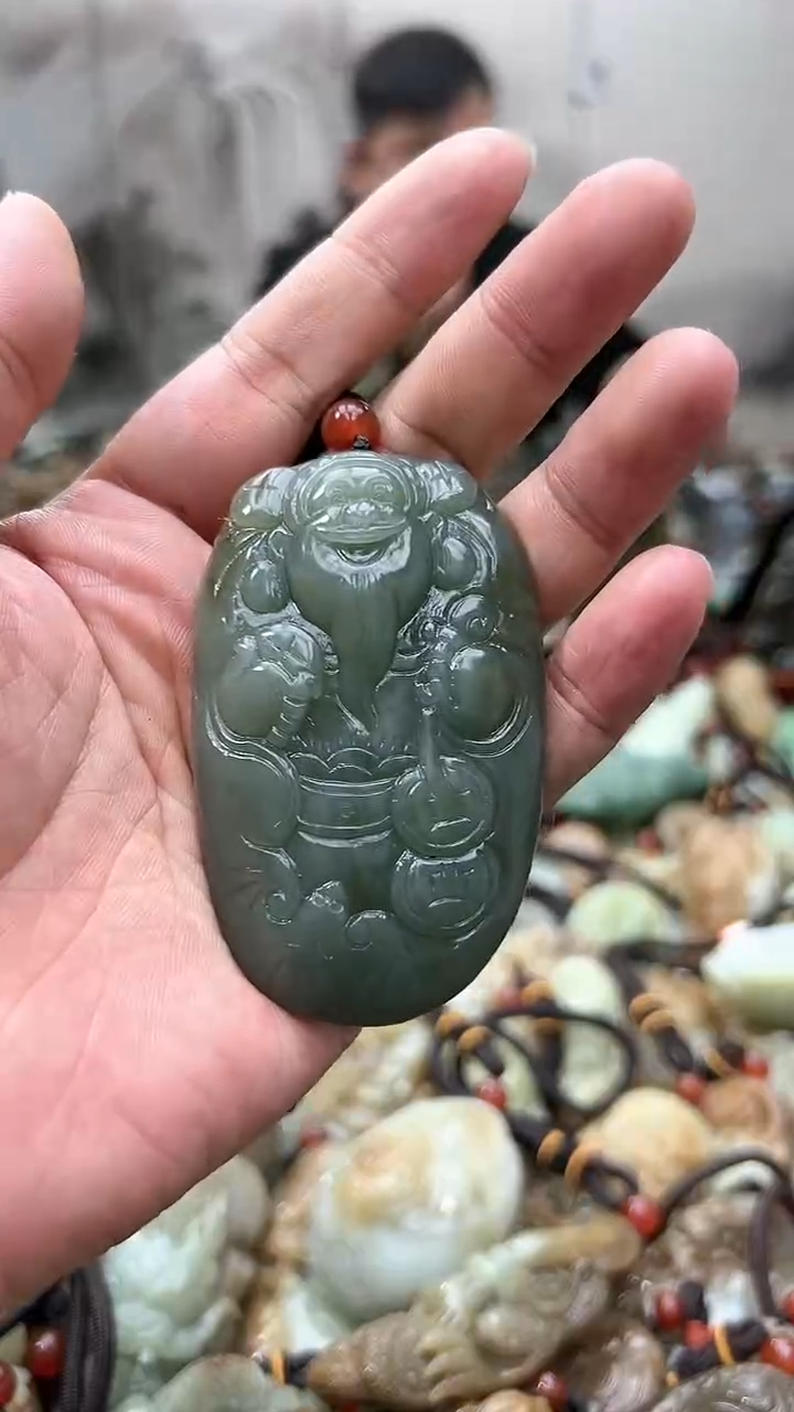 【闪购商品】和田玉摆件未镶嵌1