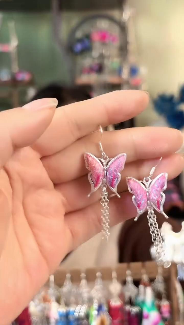 彩云南阁非遗老绣苗银饰品383