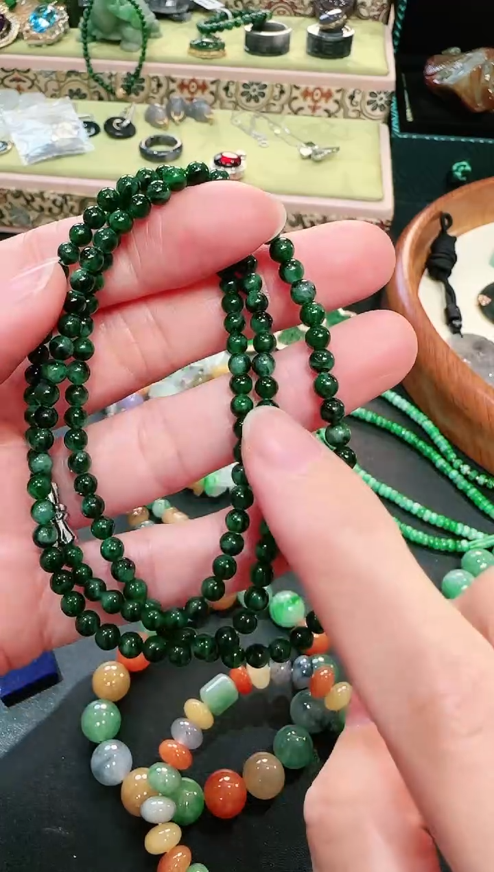 【闪购商品】翡翠颈饰未镶嵌珠串