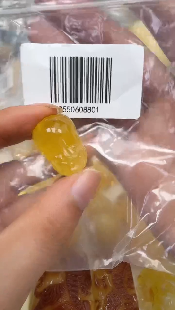 裸石琥珀未镶嵌如图