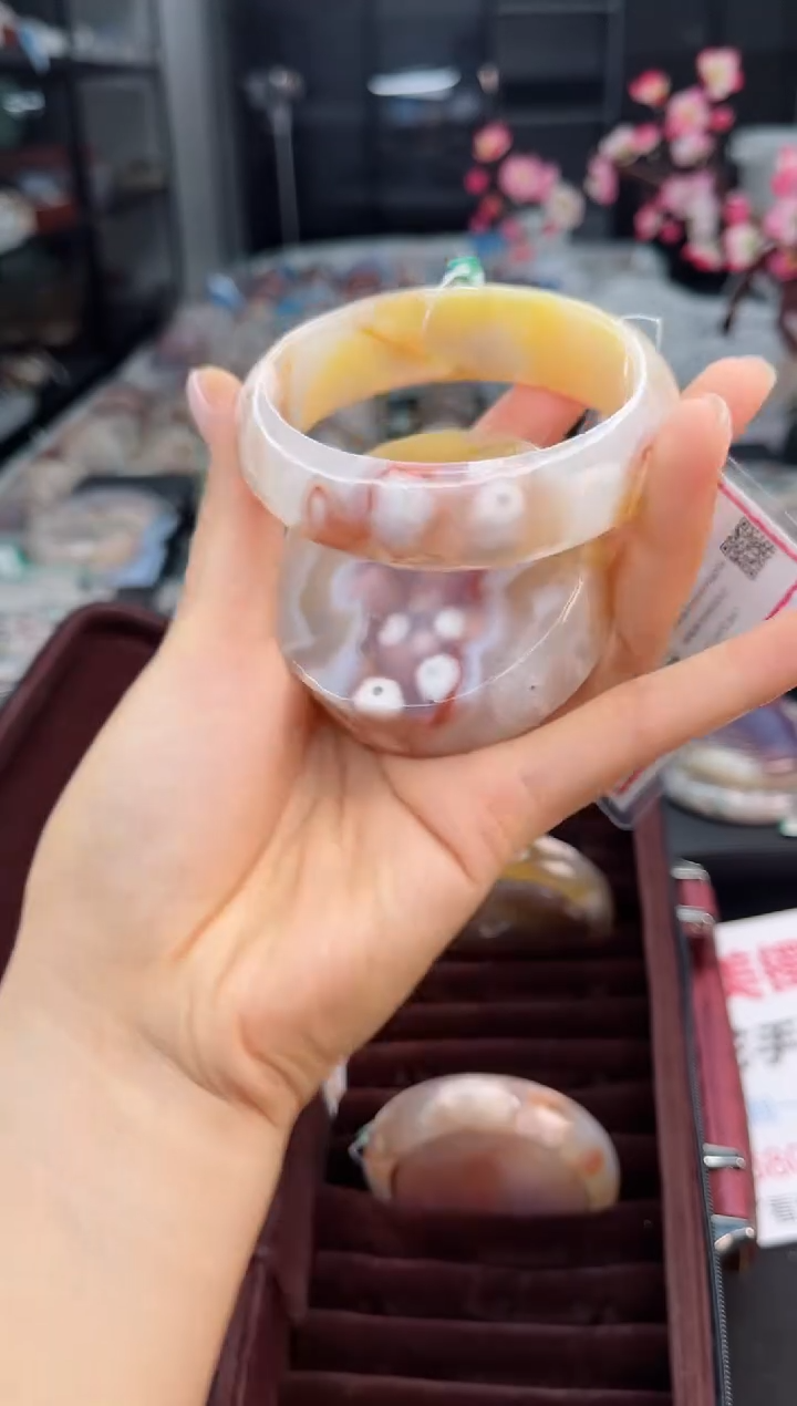 石英质玉手镯未镶嵌63圈口（赠送镯心）3681386