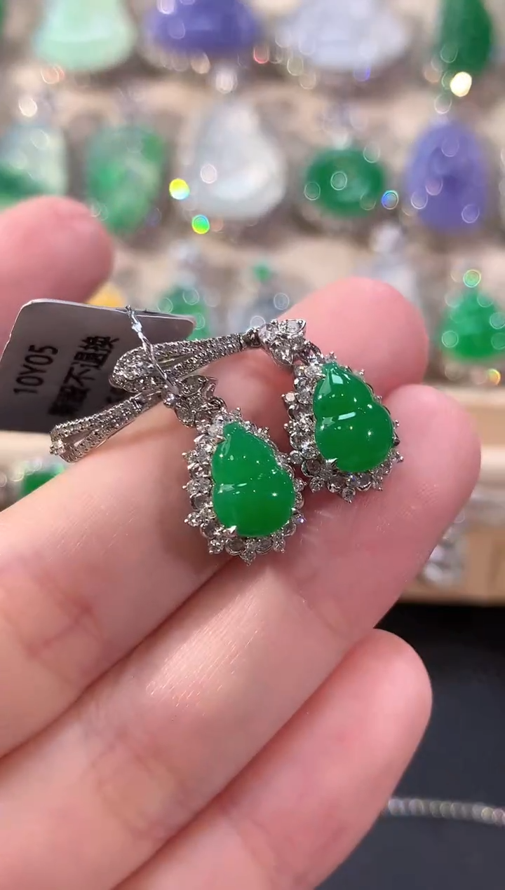 18K金镶嵌翡翠耳饰冬日珠宝E33