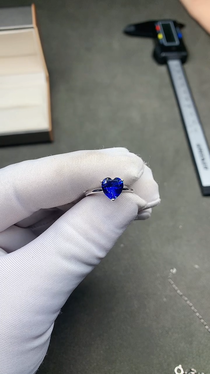 【闪购商品】蓝宝石戒指银S925镶嵌.....