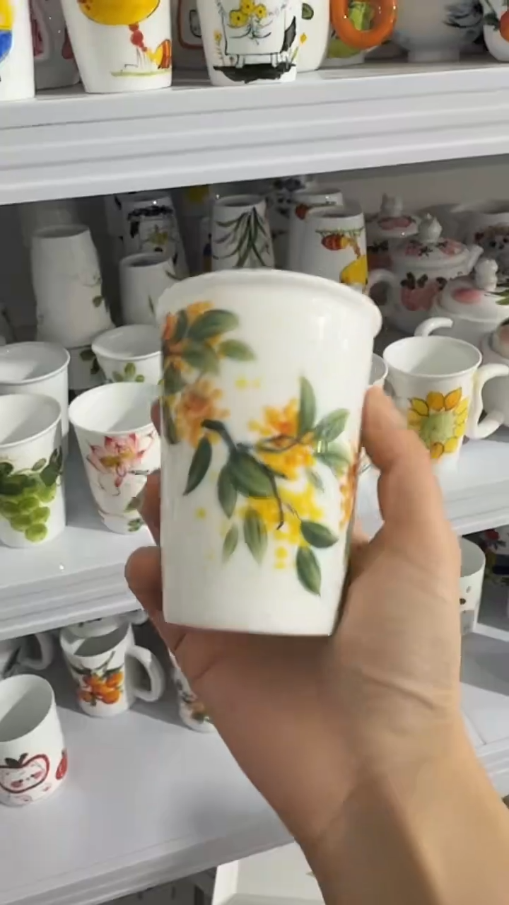 摆件陶瓷景德镇高温瓷（玉泥小可乐杯）福利价微瑕