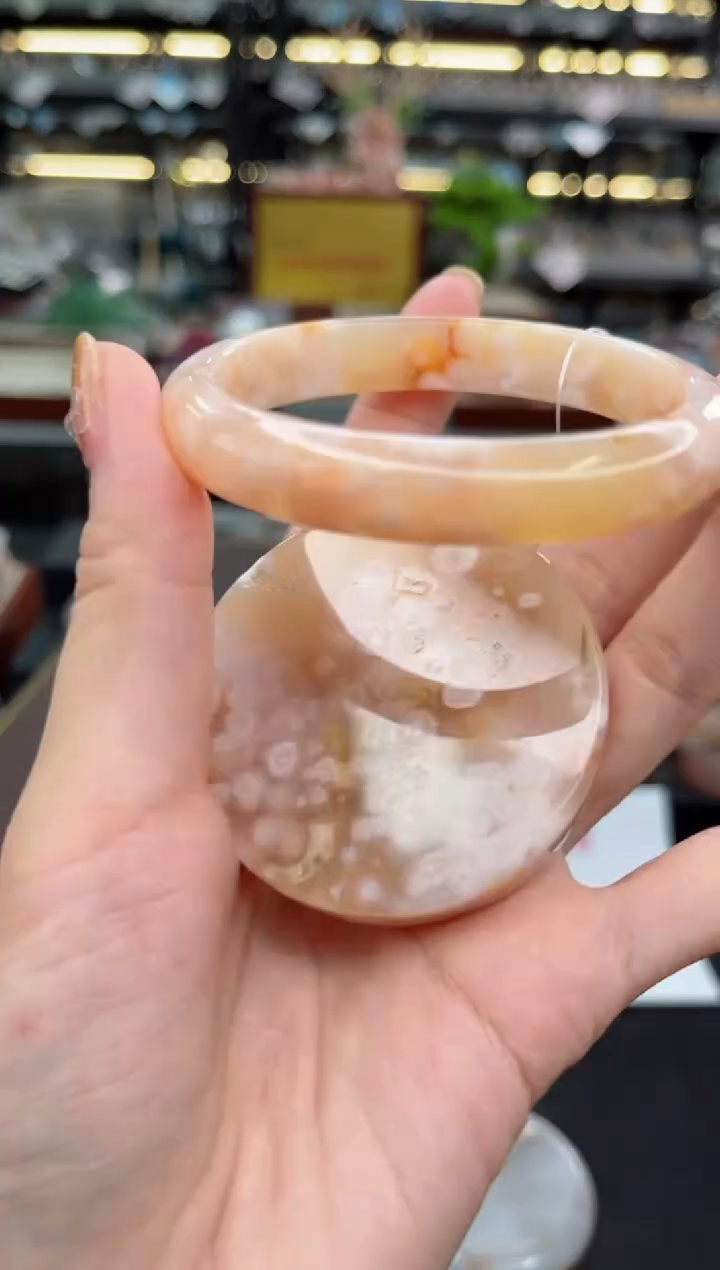 【闪购商品】石英质玉手镯未镶嵌57圈口（赠品镯心）3507488