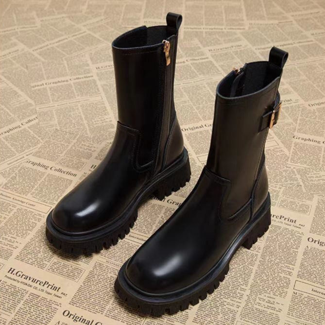 切尔西烟筒靴女今年流行的秋冬季欧货爆款小短靴女洋气女款小踝靴