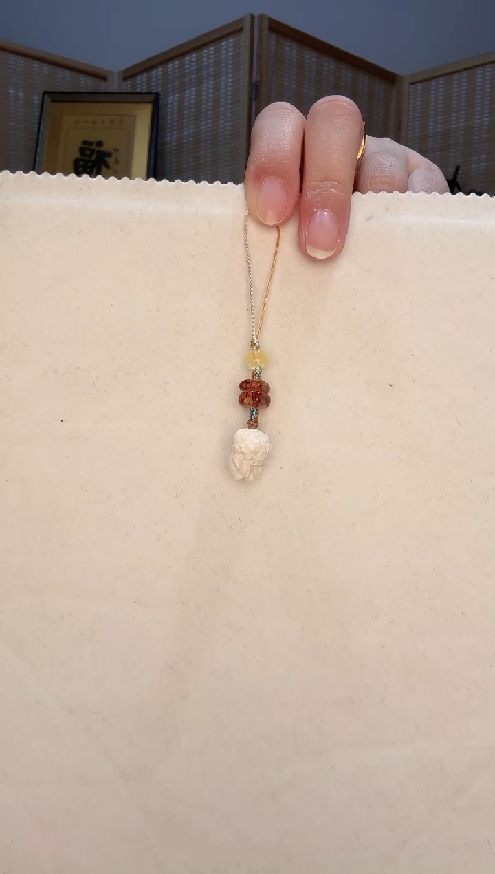 【闪购商品】蜜蜡吊坠(不含链)未镶嵌【富达嘉恒】蜜蜡猛犸手机挂