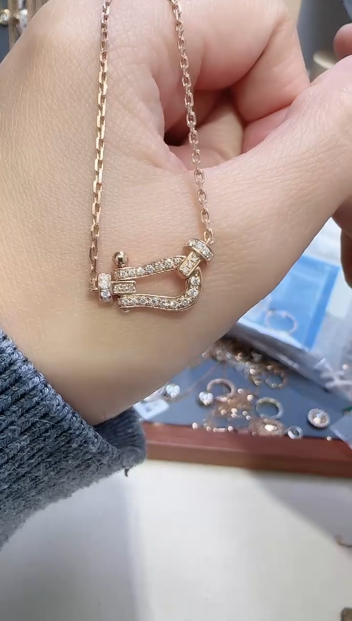 【闪购商品】天然钻石套链18K金镶嵌多样性发货发其一