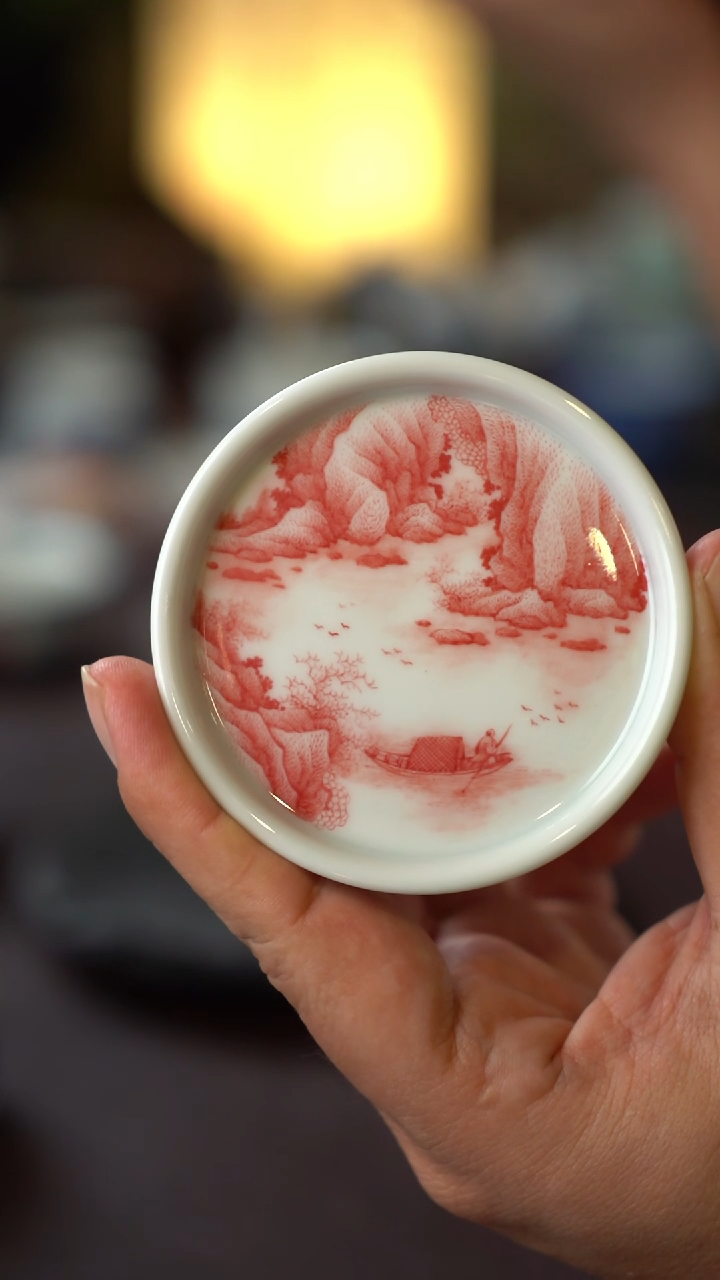 景德镇全手工手绘釉里红山水盖置