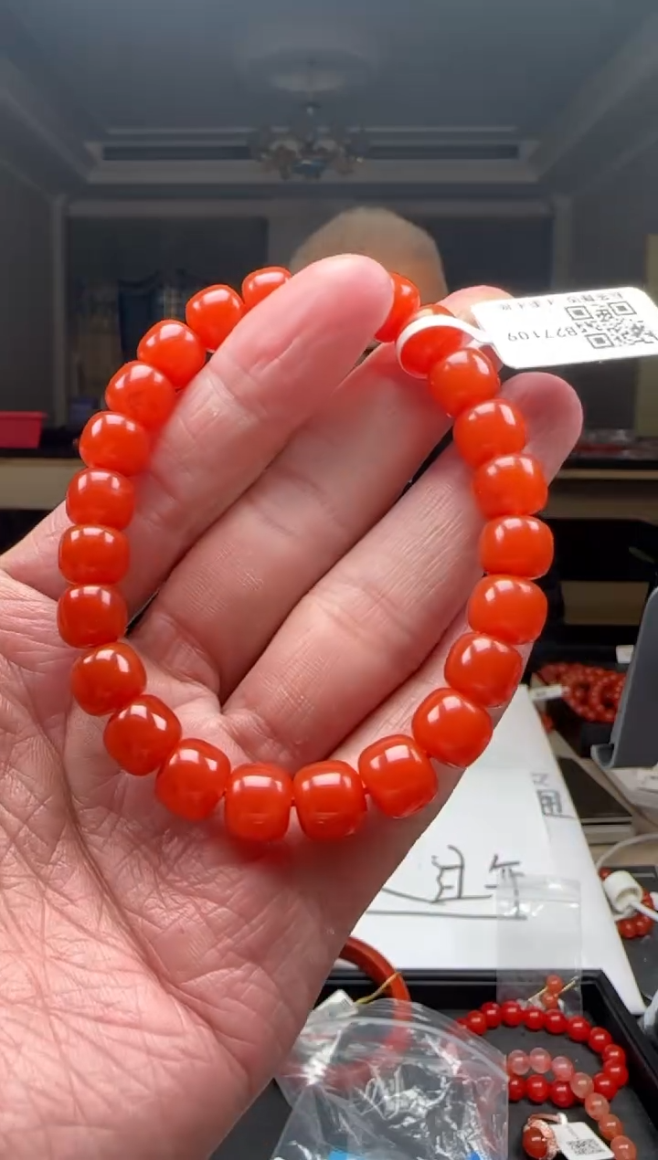 【闪购商品】南红玛瑙9mm保山手串老型未镶嵌多样性发一件
