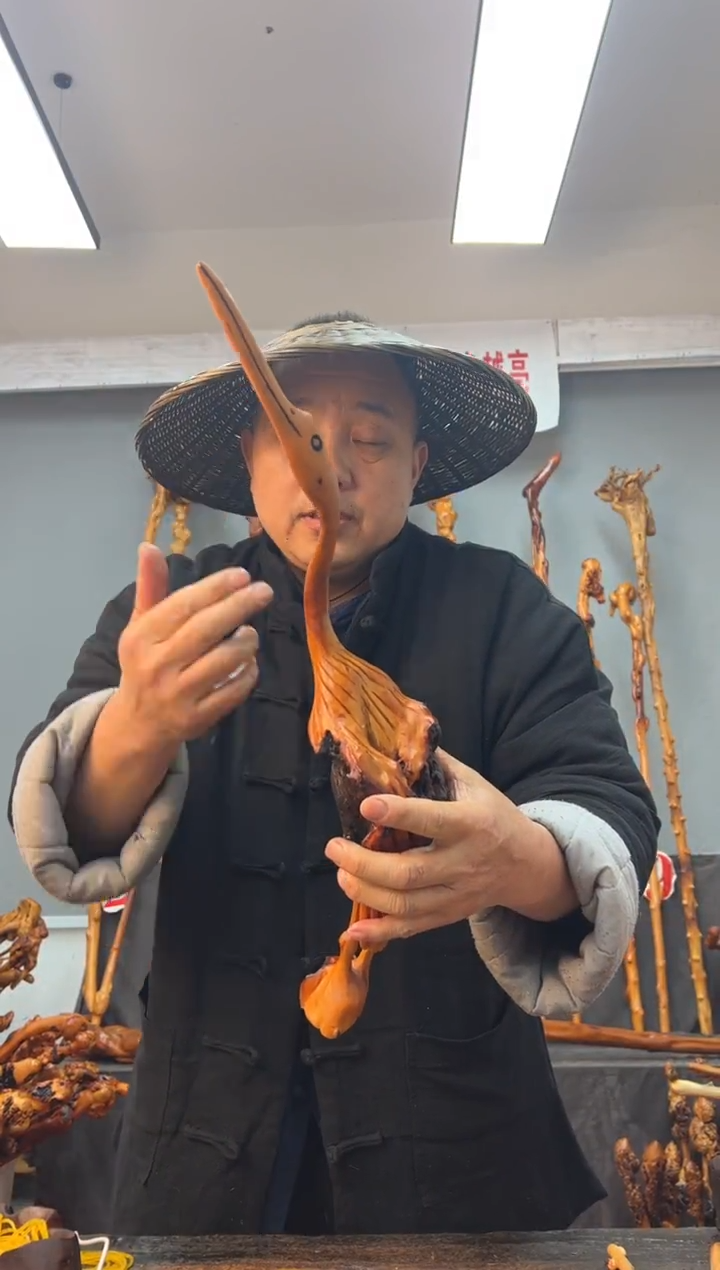 【闪购商品】黑果木其他黑果木782