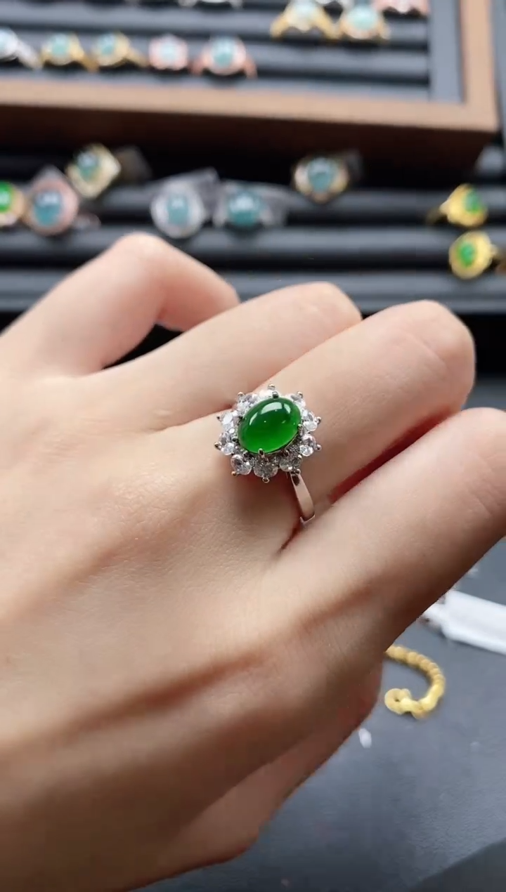 【闪购商品】翡翠戒指银S925镶嵌51511