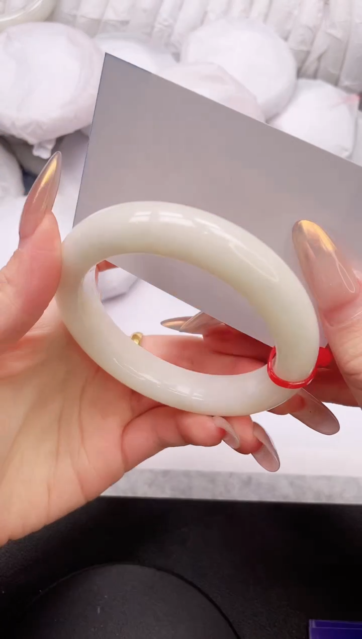 【闪购商品】和田玉手镯未镶嵌15K419-59