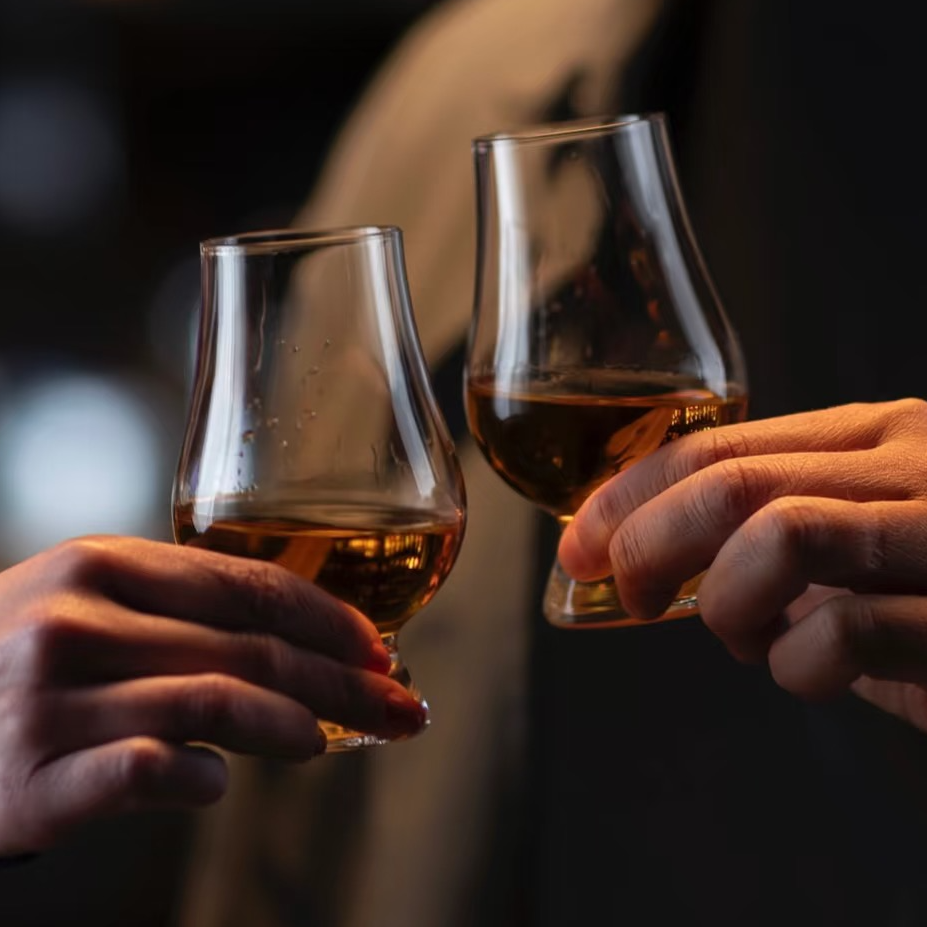 【经典闻香杯】水晶玻璃专业品鉴郁金香手工威士忌杯家用日式洋酒杯