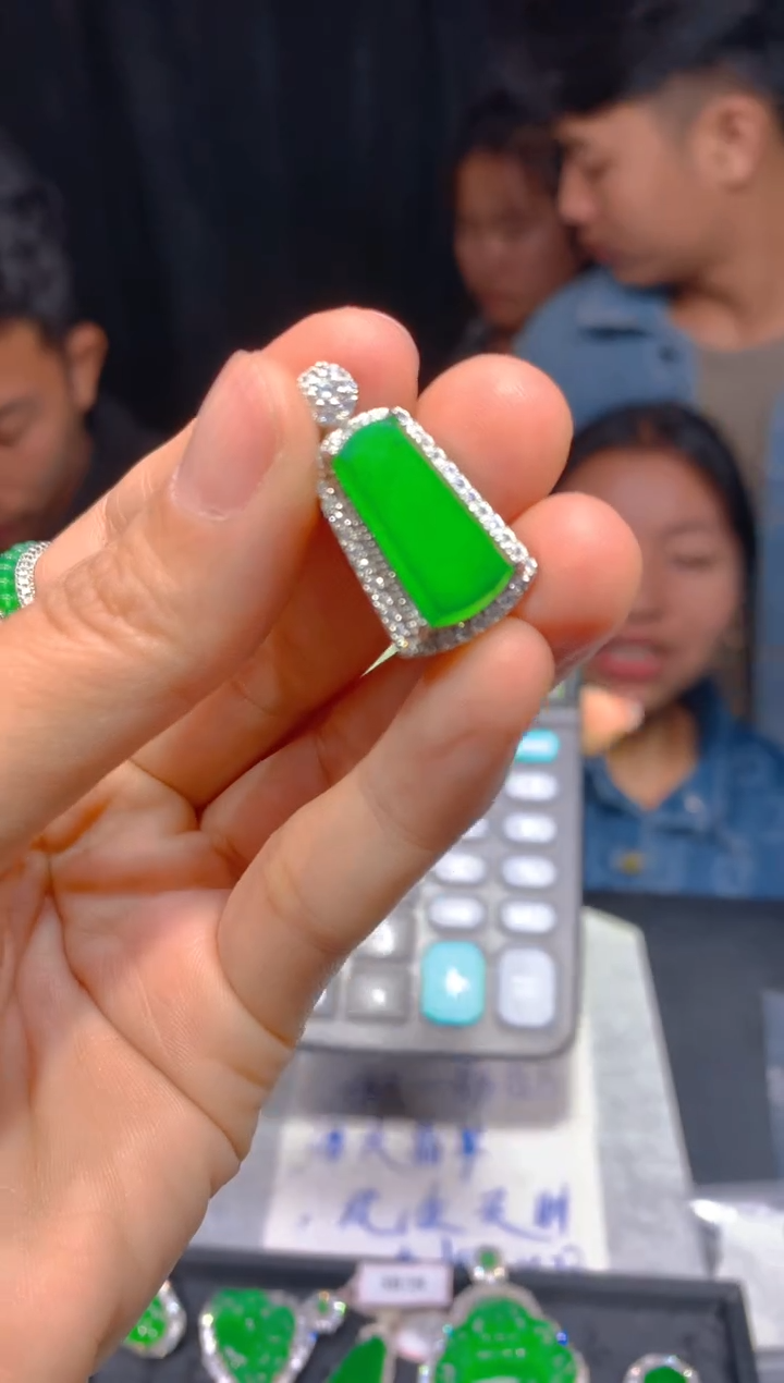 【闪购商品】定制翡翠未镶嵌185多样性发货（发其一）