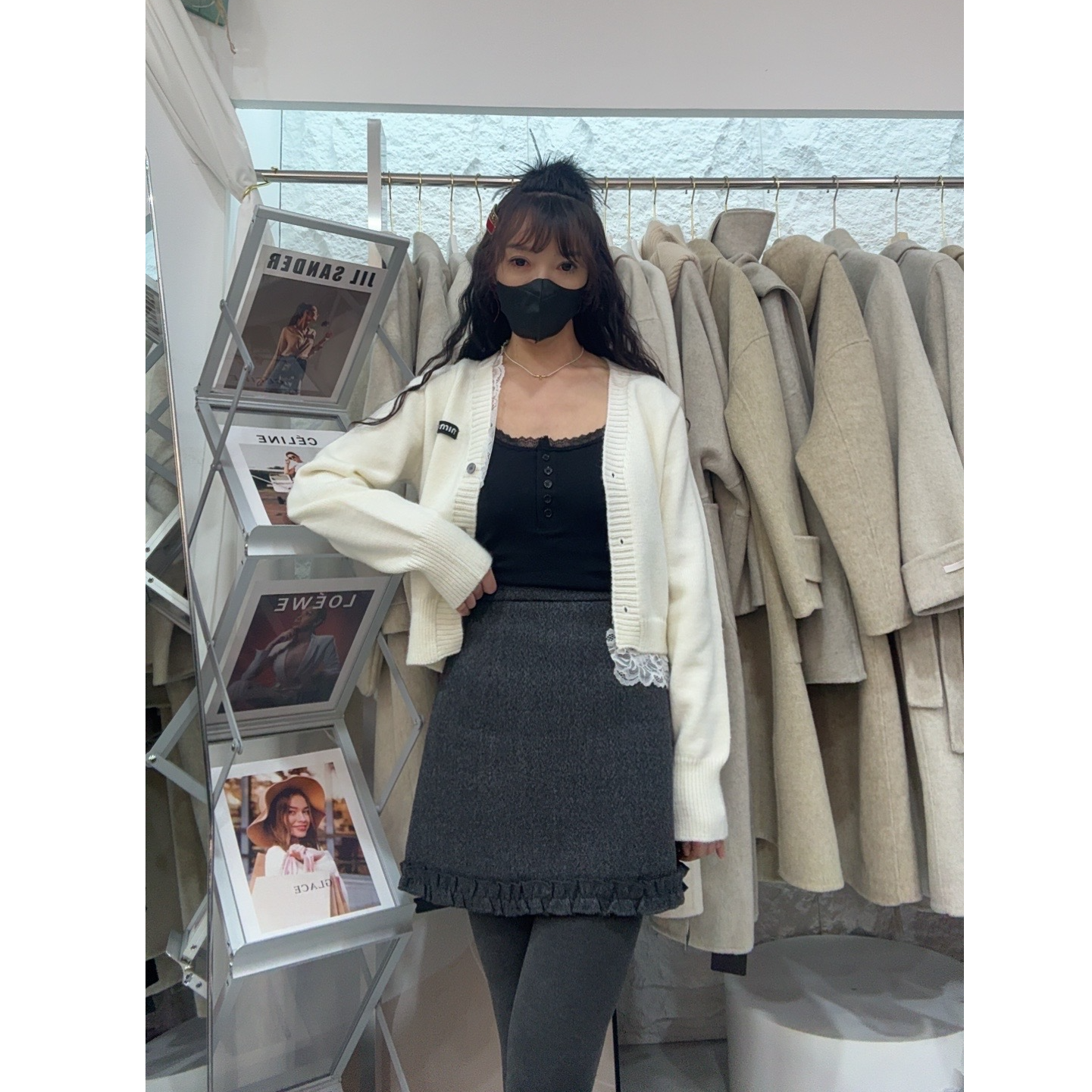 女士A字裙时尚短裙高腰简约百搭通勤款