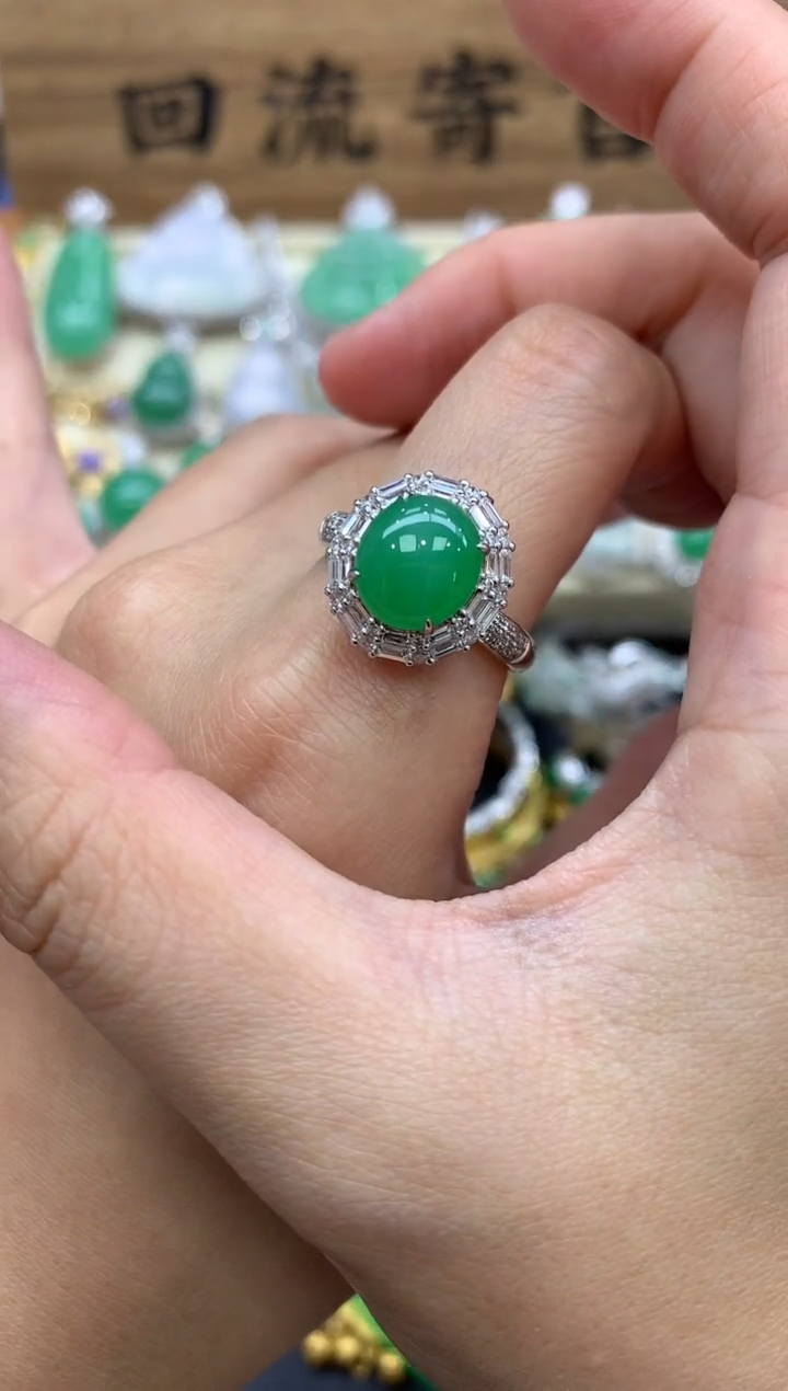翡翠18K金镶嵌戒指605-中国好珍宝