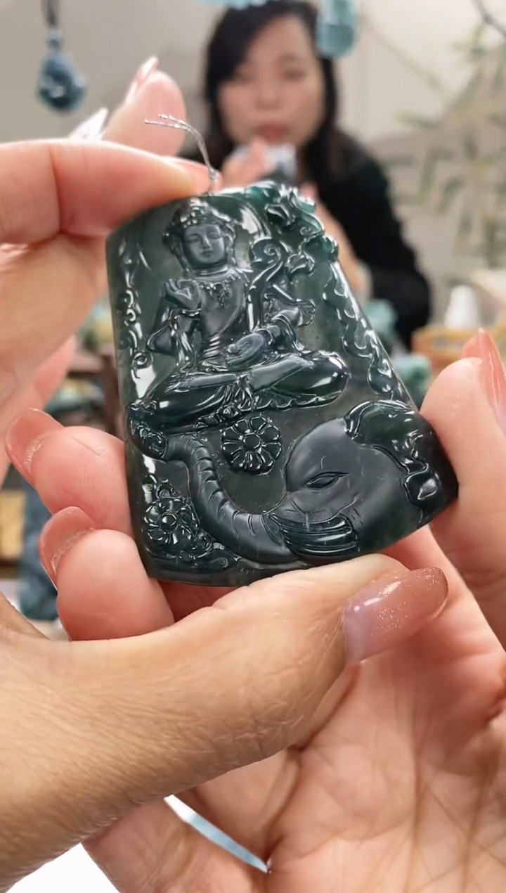 【闪购商品】翡翠颈饰未镶嵌翡翠