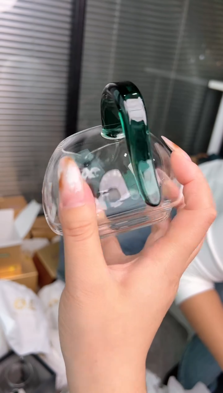 禾墨 风雅墨绿色           