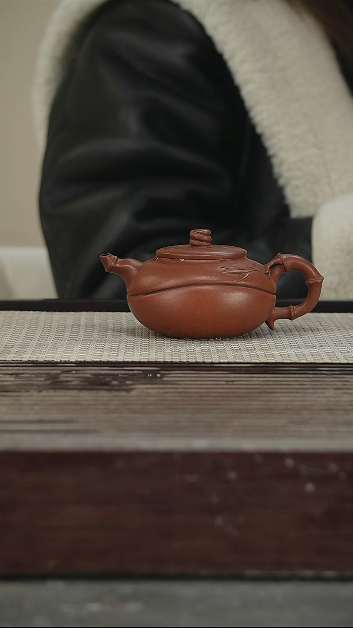 茶壶紫砂49号180CC