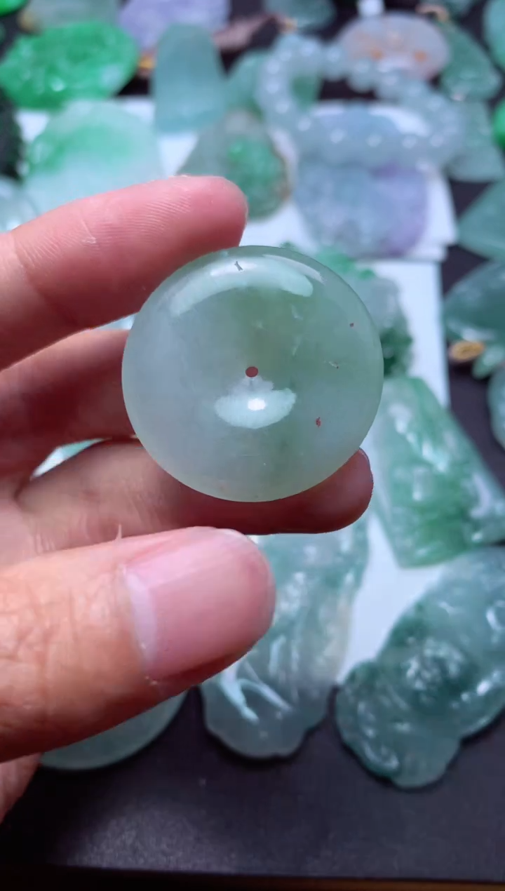 【闪购商品】翡翠颈饰未镶嵌天然翡翠