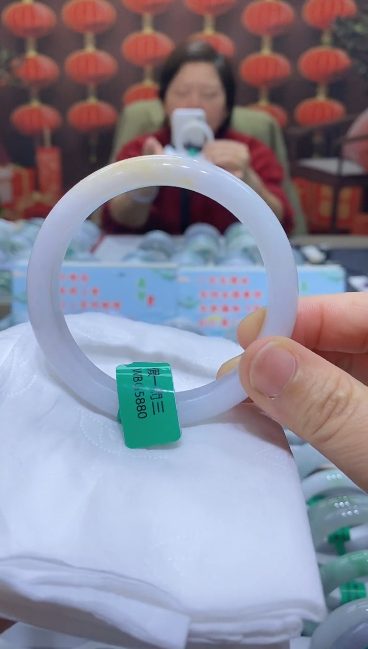 【闪购商品】翡翠手镯未镶嵌00009280