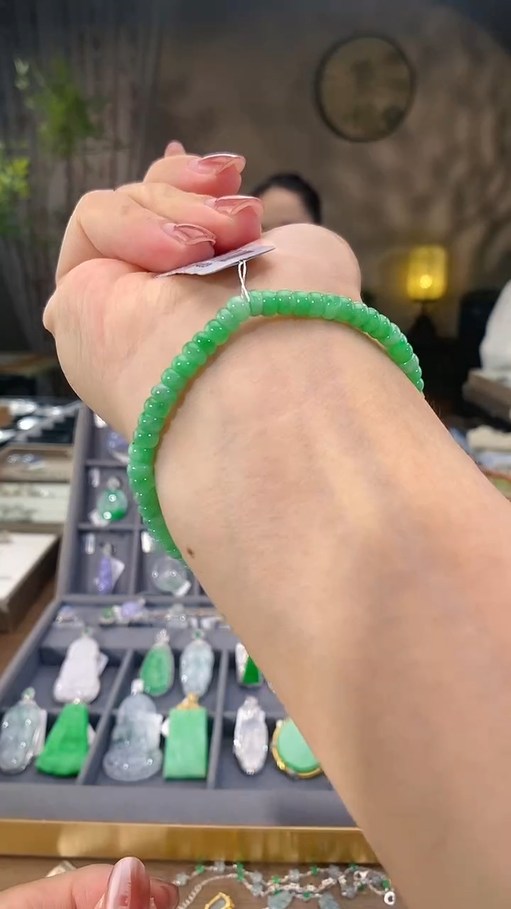 吊坠(不含链)未镶嵌翡翠手串