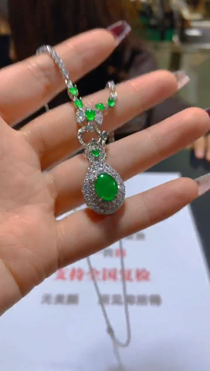 颈饰未镶嵌翡翠多样性发一