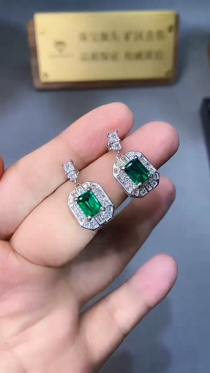 【闪购商品】透辉石耳饰银S925镶嵌354