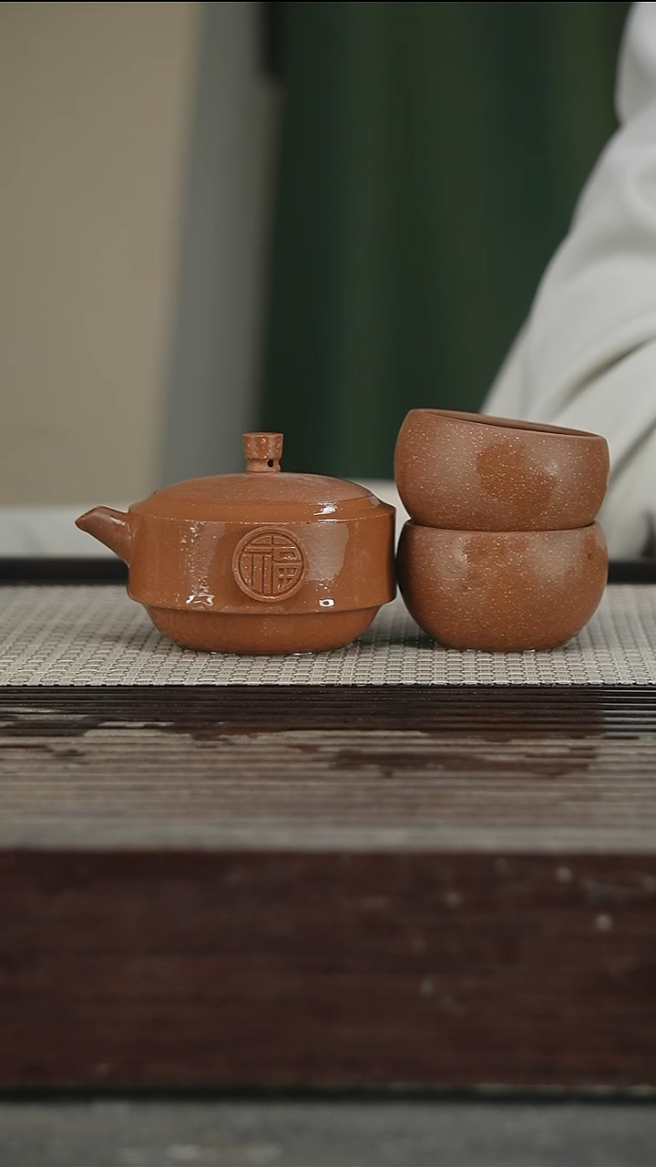 茶壶紫砂一壶两杯150CC/50CC32号