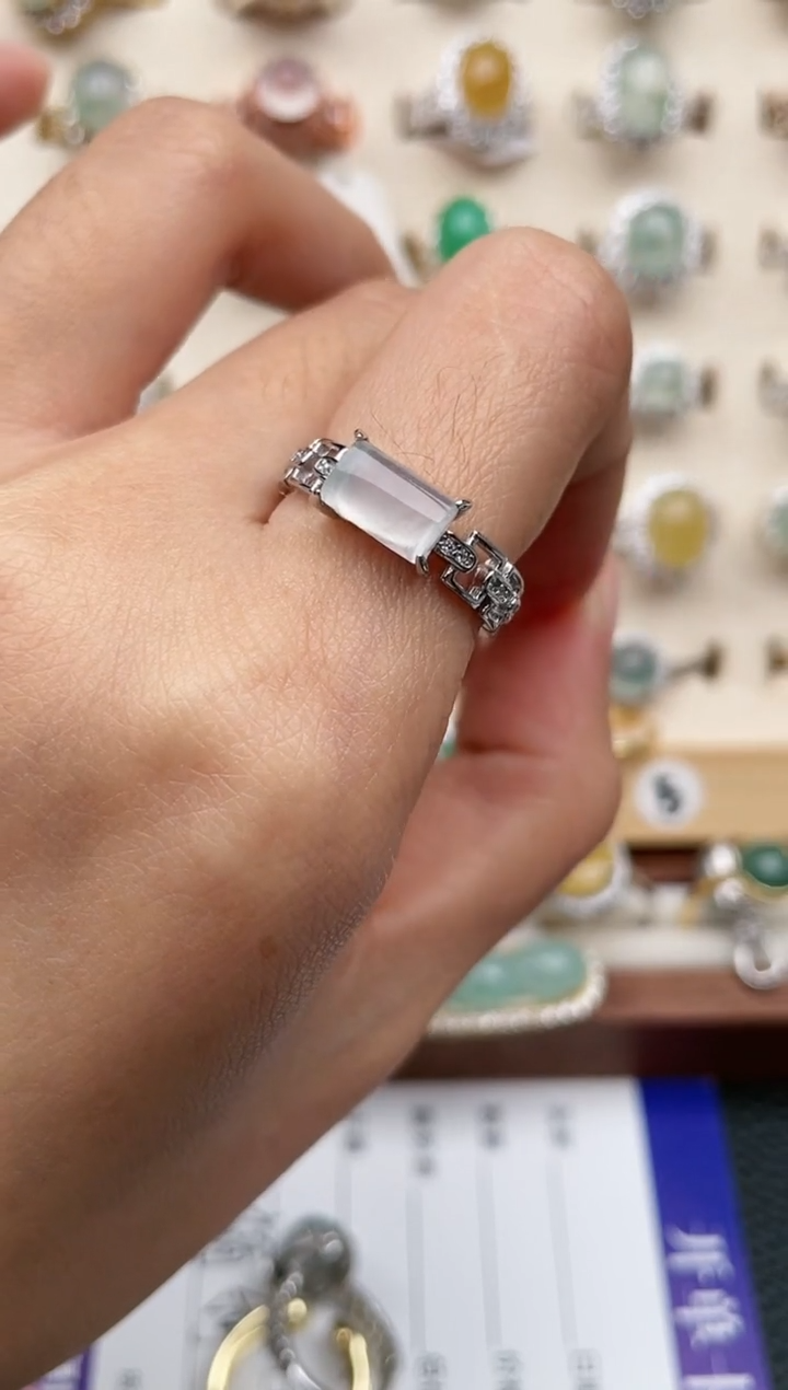 【闪购商品】翡翠戒指银S925镶嵌1111