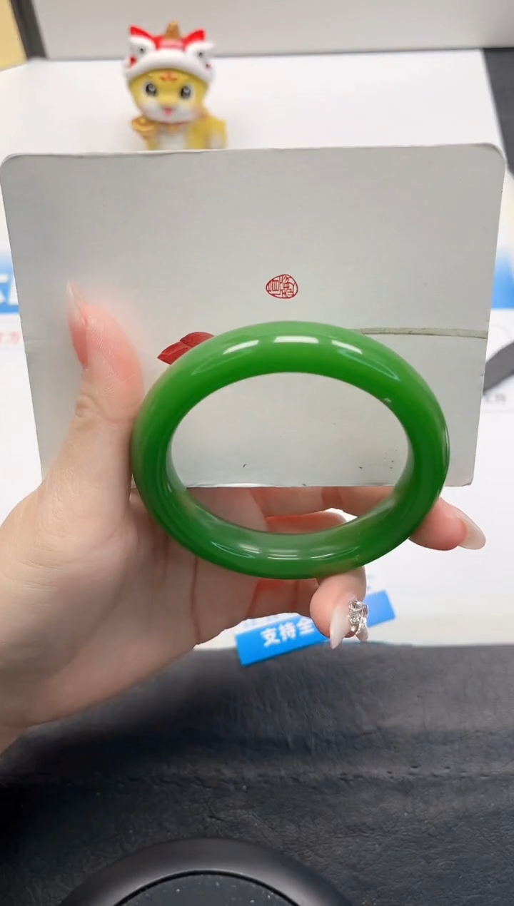 【闪购商品】石英质玉手镯未镶嵌223-59
