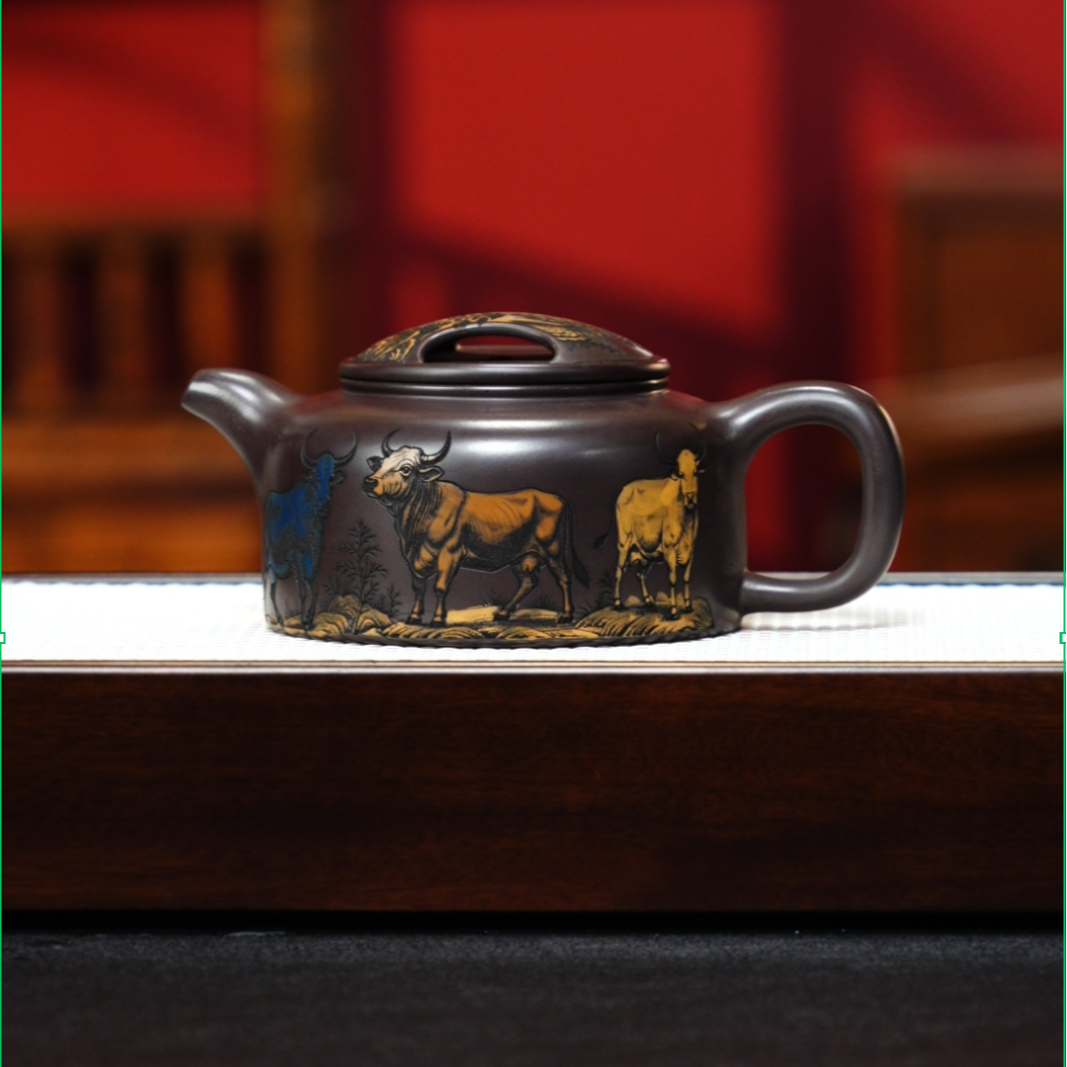宜兴紫砂 彩刻牛盖 五牛 汉棠紫泥 李雨瑶 h524